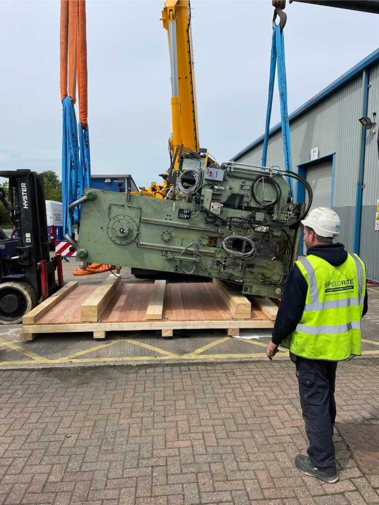 Machine movers/mechanical fitters